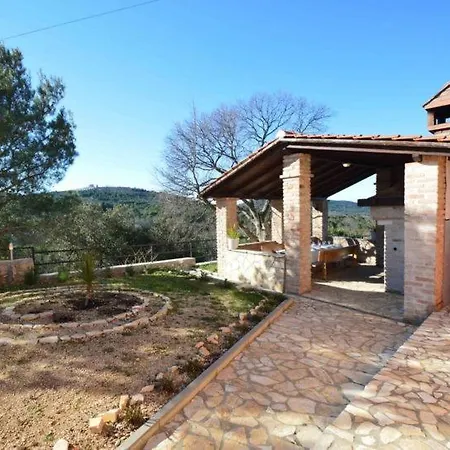 Maya Apartmán
